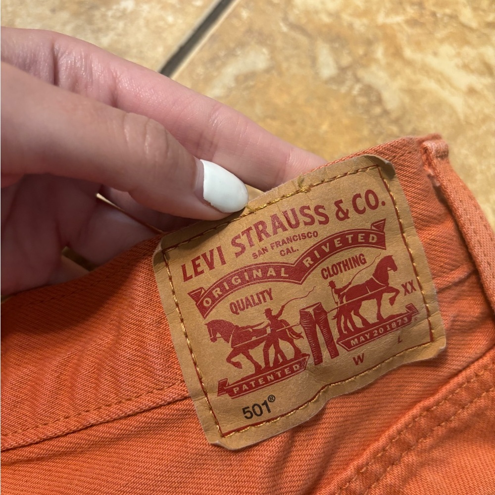 Levi's Women's 501 Orange Button-Fly Jean Shorts - Picture 3 of 4